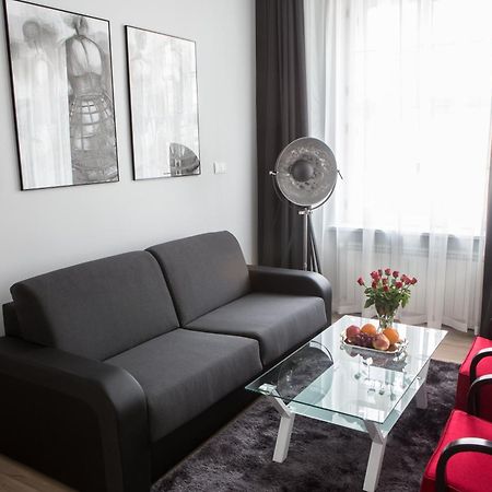 Apartamenty Neptun ポズナン エクステリア 写真